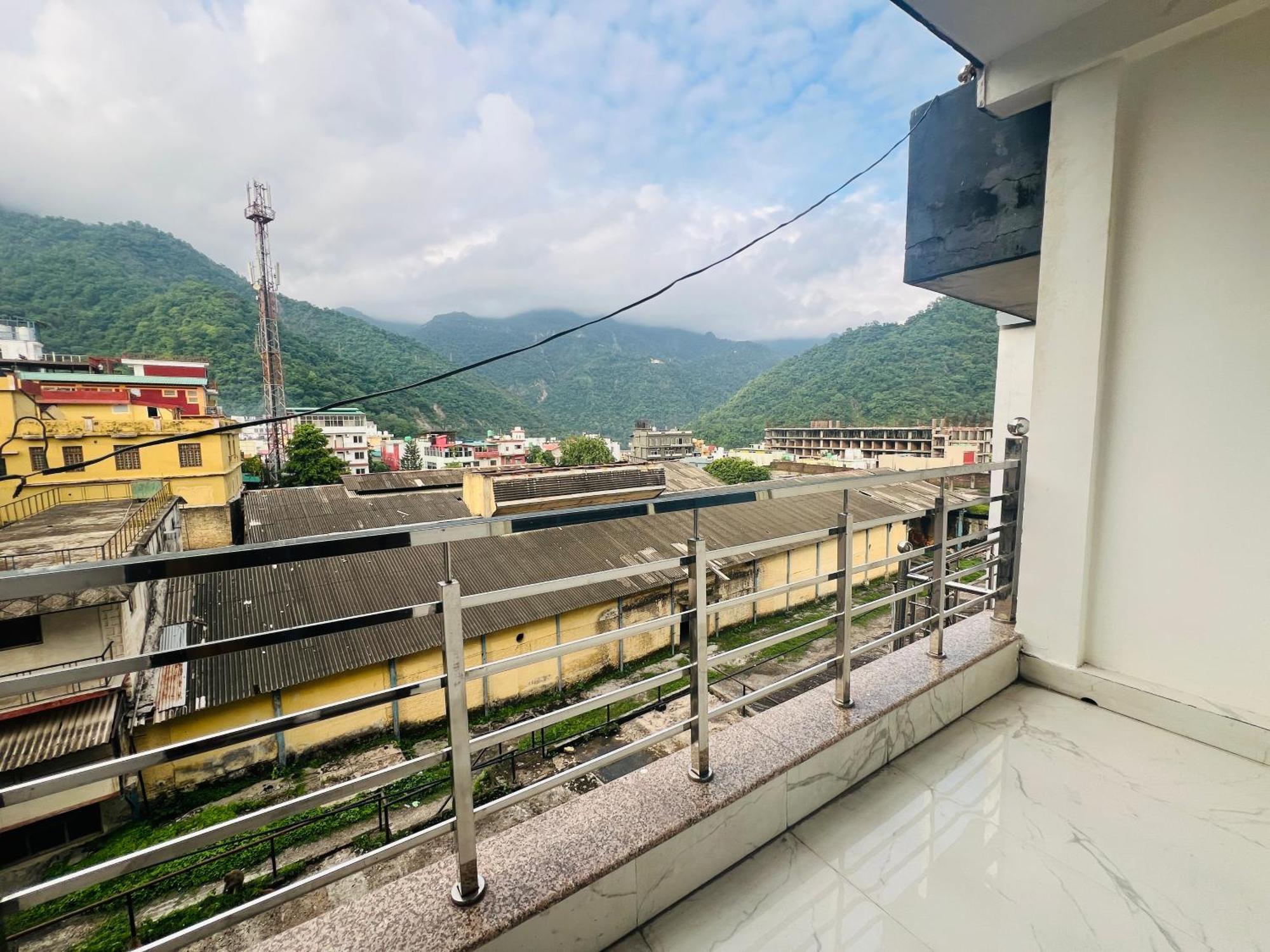 The Royal Galaxy Rishīkesh Exterior foto