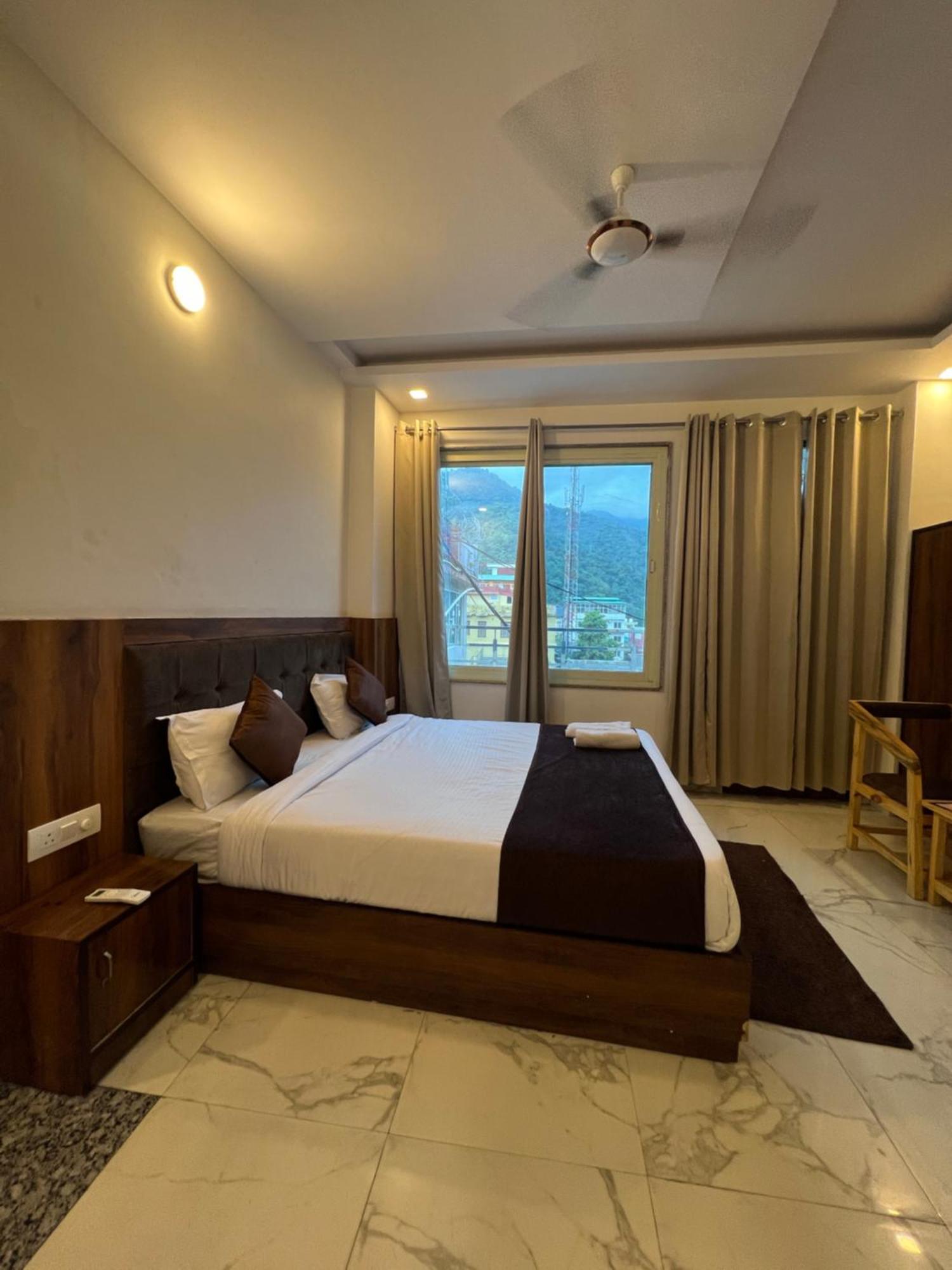 The Royal Galaxy Rishīkesh Exterior foto
